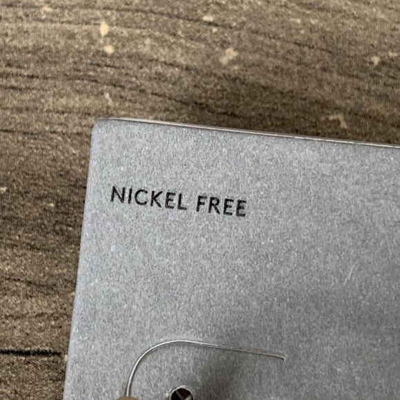 2 Pairs Nordstrom Rack Nickel Free Open Hoop Earrings Post Back Dangle Gold - Picture 5 of 7